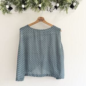 Kantha Bae Silk In Bloom Crop Tank Blouse New One Size Blue Floral new lw